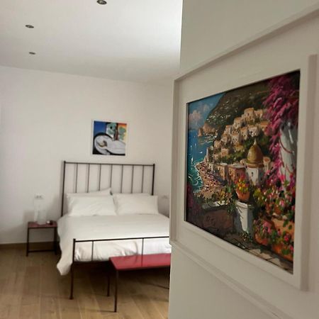 Vr Home กาแซร์ตา ภายนอก รูปภาพ